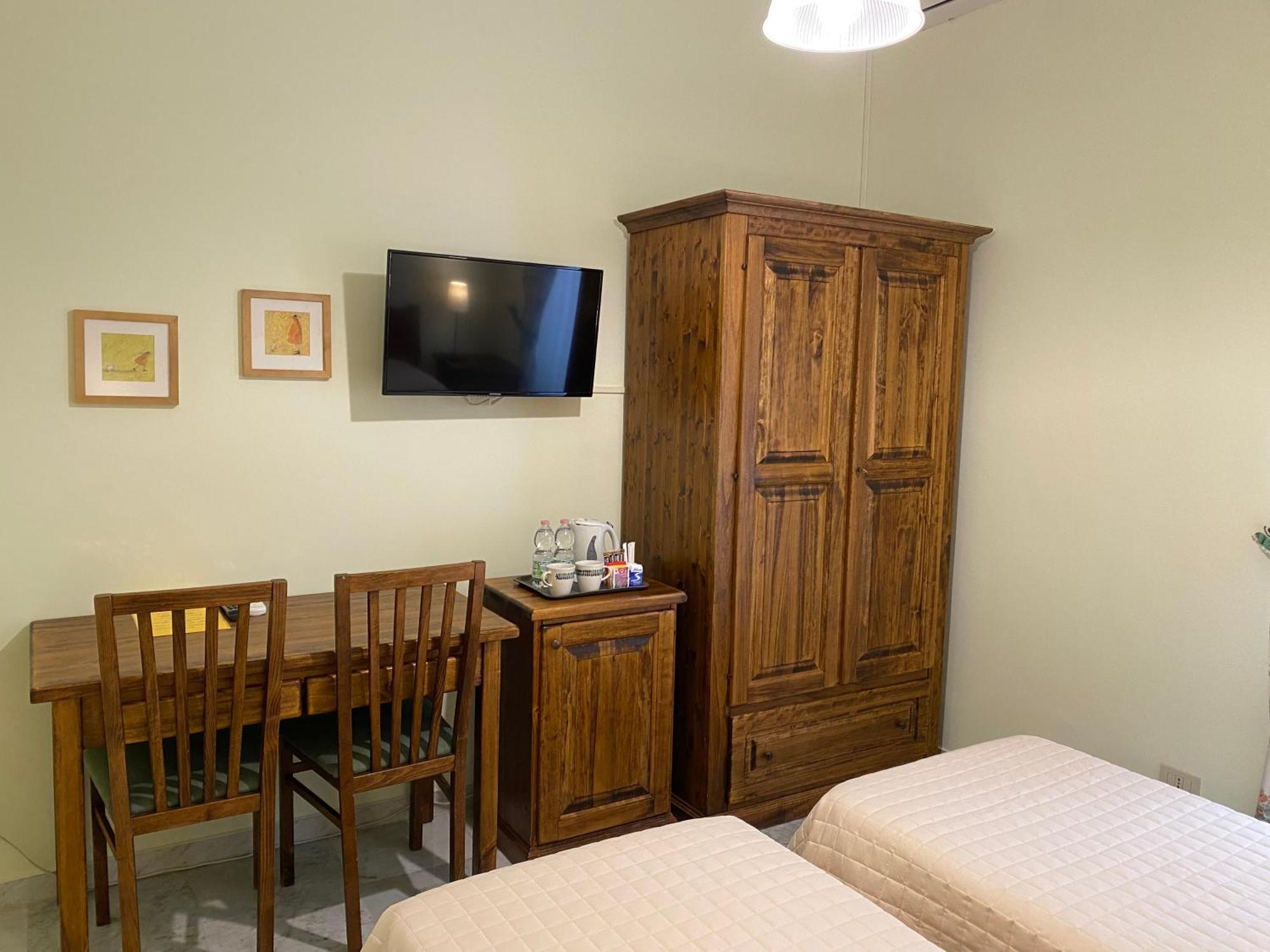 Guest House Laocoonte Рим Екстер'єр фото