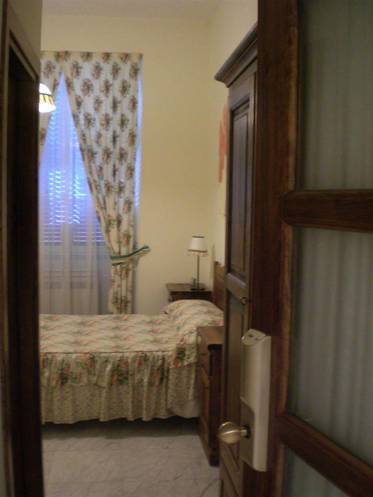 Guest House Laocoonte Рим Екстер'єр фото