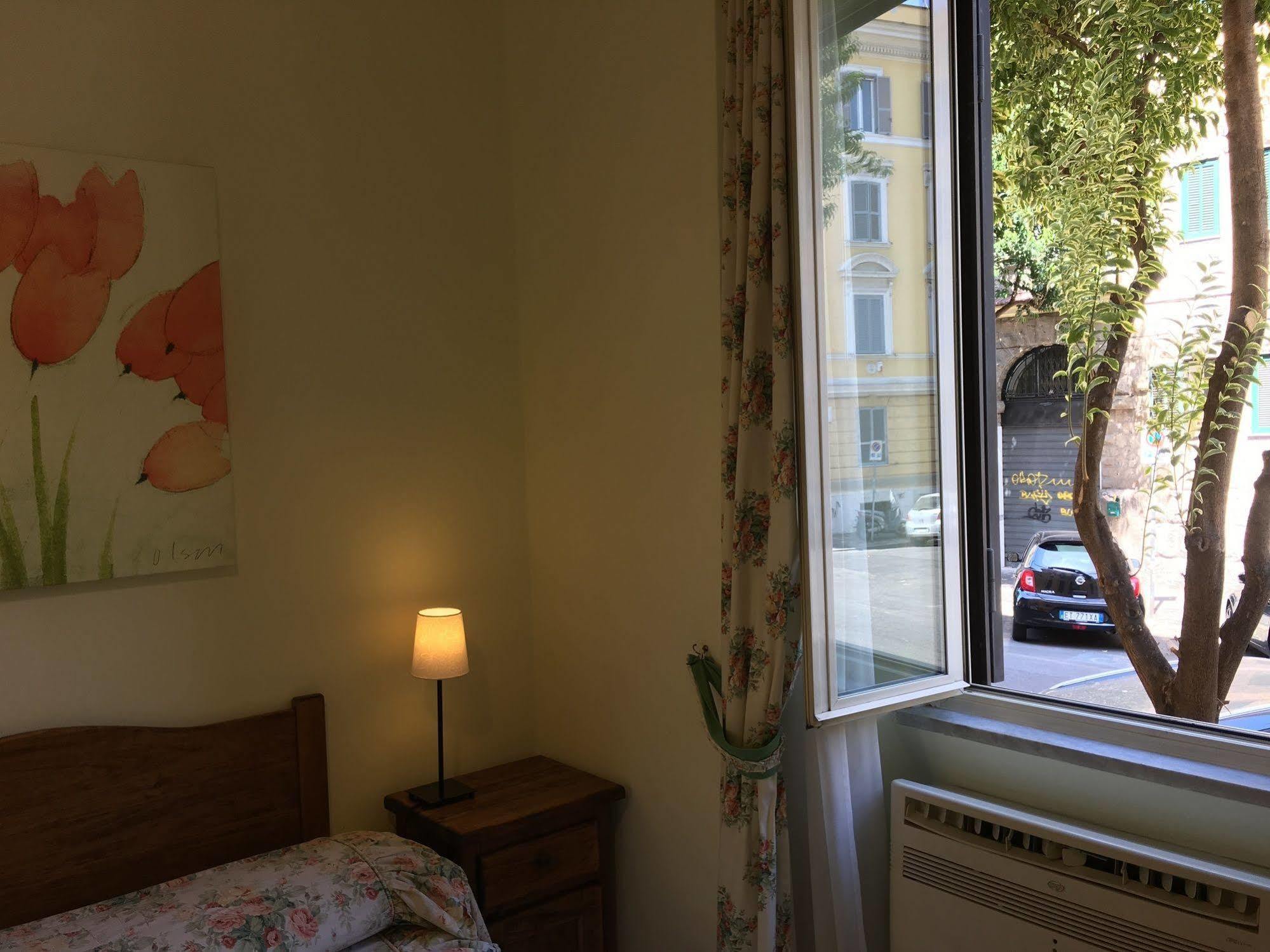 Guest House Laocoonte Рим Екстер'єр фото